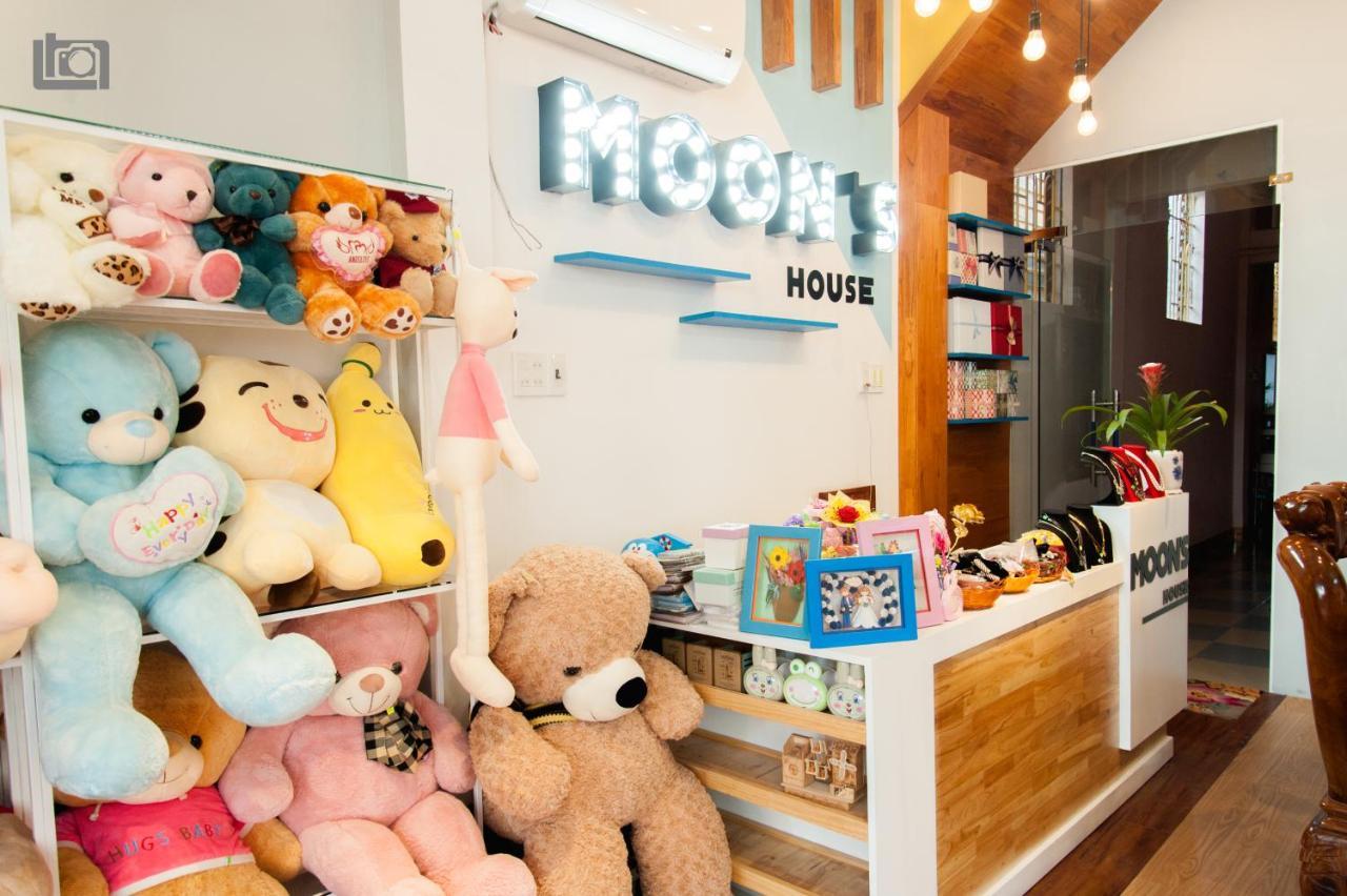 Moon'S House Homestay Куи Нхон Екстериор снимка